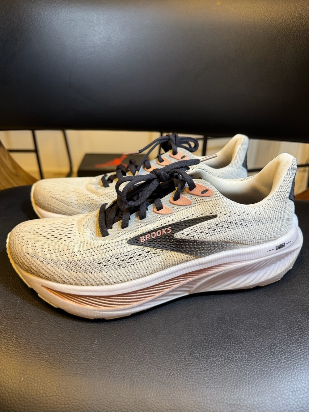 Brooks Ghost 17 Women's Running Shoes White/Black/Rose Gold 8.5 1204311B105